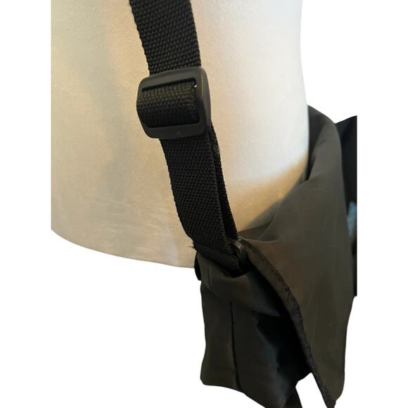 KATE SPADE MESSENGER BAG PURSE DIAPER BAG LAP TOP BAG BLACK NYLON MADE IN USA - Picture 11 of 12